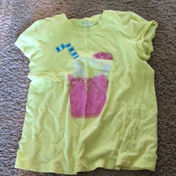 Kids size medium shirts - Picture 4 of 4